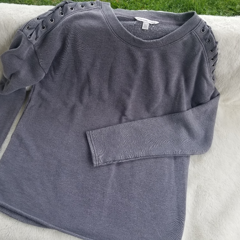 American Eagle Outfitters Sweater